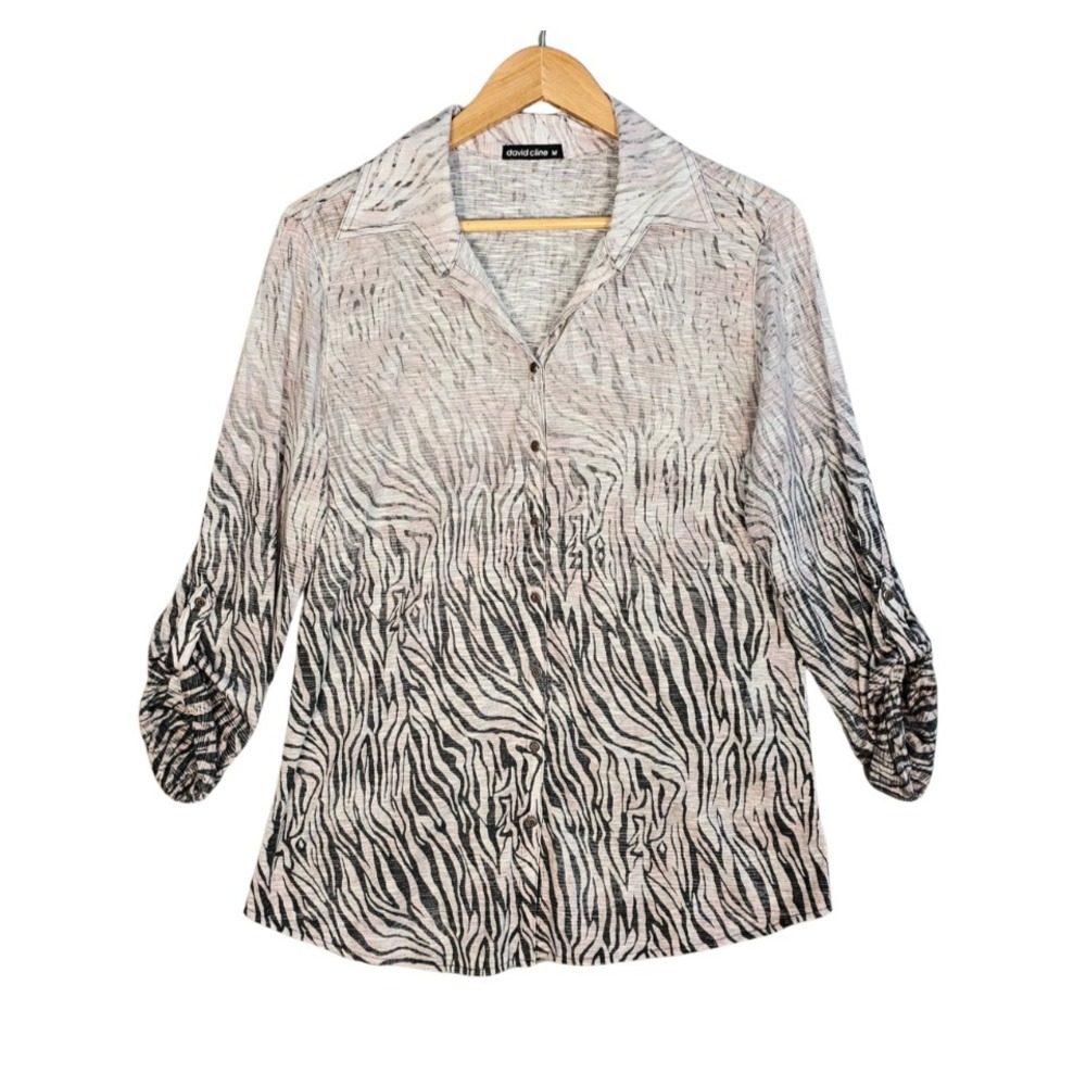 David Cline Snap Front Blouse Womens M Zebra Animal Print Roll Tab Crushed Knit
